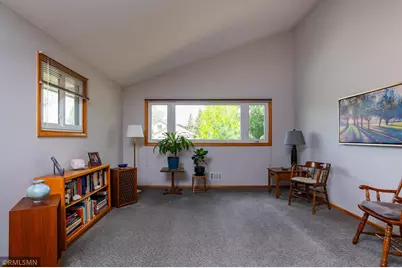 1874 Skillman Avenue W, Roseville, MN 55113 - Photo 4