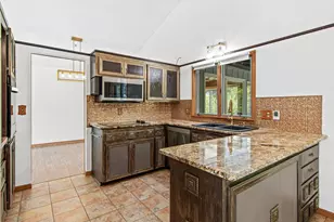 344 Thompson Ave W, West Saint Paul, MN 55118 - Photo 14