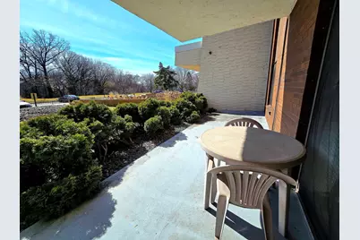 2455 Londin Lane E #117, Maplewood, MN 55119 - Photo 14