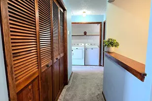 2455 Londin Ln E, Maplewood, MN 55119 - Photo 10
