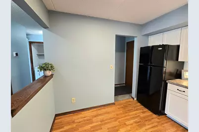 2455 Londin Lane E #117, Maplewood, MN 55119 - Photo 2