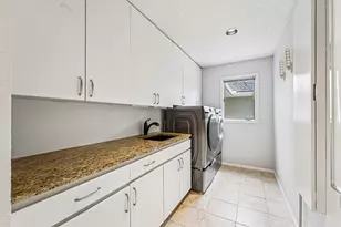 7423 Hyde Park Ln, Edina, MN 55439 - Photo 22