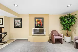 7423 Hyde Park Ln, Edina, MN 55439 - Photo 32