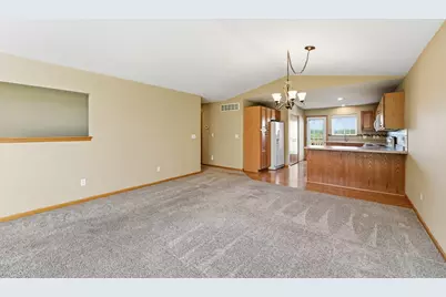 4414 Meadow Lakes Drive NW, Rochester, MN 55901 - Photo 4