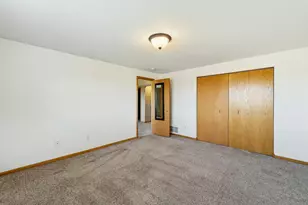 4414 Meadow Lakes Dr NW, Rochester, MN 55901 - Photo 16