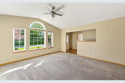 4414 Meadow Lakes Drive NW, Rochester, MN 55901 - Photo 2