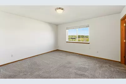 4414 Meadow Lakes Drive NW, Rochester, MN 55901 - Photo 8