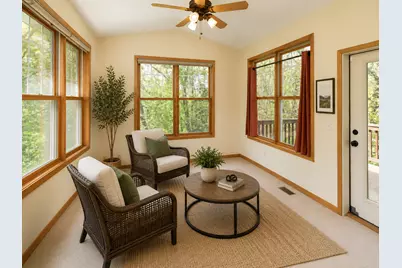 2110 Valley Creek Lane, Shakopee, MN 55379 - Photo 12