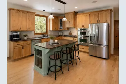 2110 Valley Creek Lane, Shakopee, MN 55379 - Photo 2