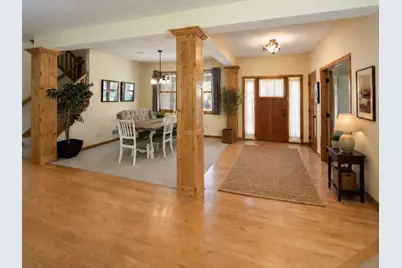 2110 Valley Creek Lane, Shakopee, MN 55379 - Photo 10
