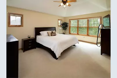 2110 Valley Creek Lane, Shakopee, MN 55379 - Photo 16