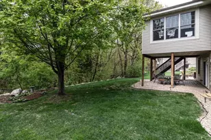 2110 Valley Creek Ln, Shakopee, MN 55379 - Photo 34