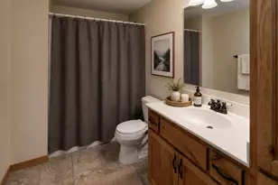2110 Valley Creek Ln, Shakopee, MN 55379 - Photo 28