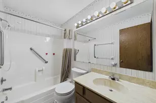 1000 41st Ave NE, Columbia Heights, MN 55421 - Photo 8