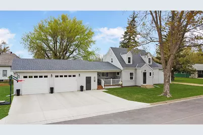 638 6th Street, Westbrook, MN 56183 - Photo 2