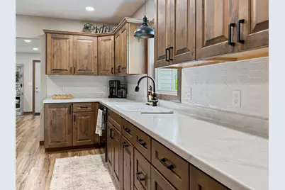 638 6th Street, Westbrook, MN 56183 - Photo 8