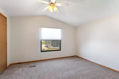 2210 Sundet Lane, Faribault, MN 55021 - Photo 16
