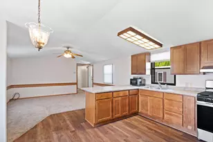 2210 Sundet Ln, Faribault, MN 55021 - Photo 12
