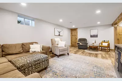 527 W Division Street, River Falls, WI 54022 - Photo 16