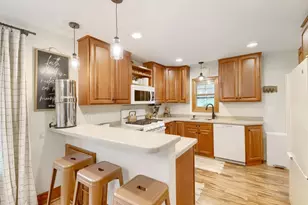 527 W Division St, River Falls, WI 54022 - Photo 18