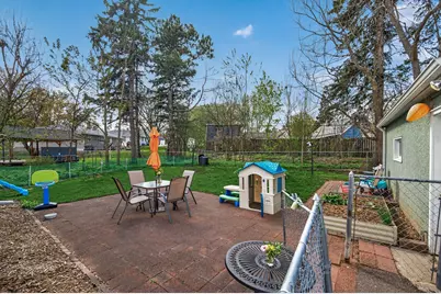 721 Parkway Drive, Saint Paul, MN 55106 - Photo 28