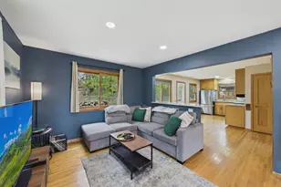 1405 Mahtomedi Ave, Mahtomedi, MN 55115 - Photo 4