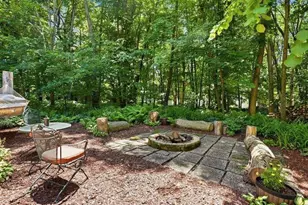 1021 Wildwood Way, Chaska, MN 55318 - Photo 6