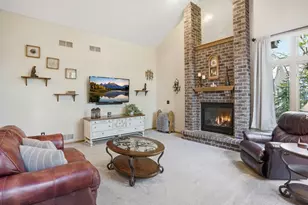 1021 Wildwood Way, Chaska, MN 55318 - Photo 10
