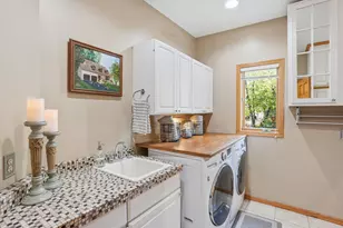 1021 Wildwood Way, Chaska, MN 55318 - Photo 42
