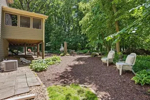 1021 Wildwood Way, Chaska, MN 55318 - Photo 54