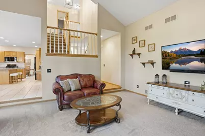 1021 Wildwood Way, Chaska, MN 55318 - Photo 10