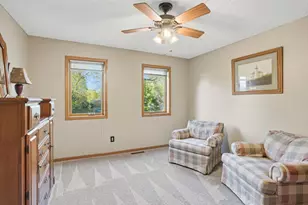 1021 Wildwood Way, Chaska, MN 55318 - Photo 32