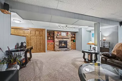 7619 Meadowmoor Drive NE, Fridley, MN 55432 - Photo 10