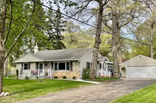 804 22nd St NW, Austin, MN 55912 - Photo 1