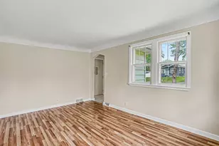 2042 Cottage Ave E, Saint Paul, MN 55119 - Photo 6