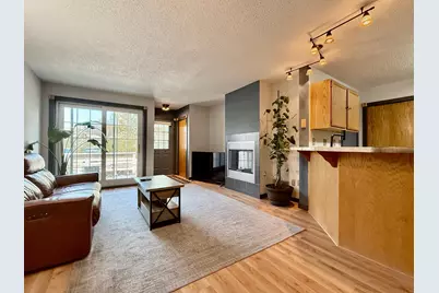 13161 Meadowood Way NW #123, Coon Rapids, MN 55448 - Photo 6
