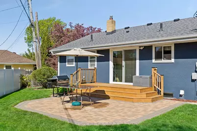 216 Reid Lane, South Saint Paul, MN 55075 - Photo 6