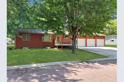 431 Spring Street, Tracy, MN 56175 - Photo 2