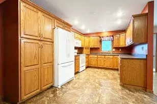 431 Spring St, Tracy, MN 56175 - Photo 16