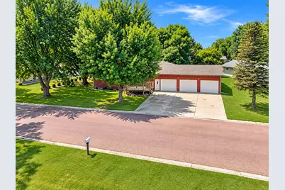 431 Spring Street, Tracy, MN 56175 - Photo 6