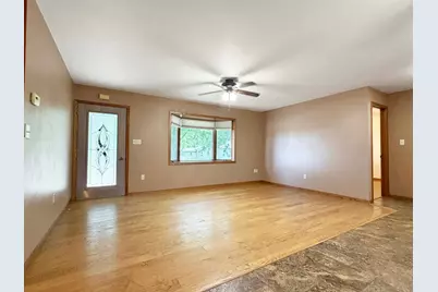 431 Spring Street, Tracy, MN 56175 - Photo 8