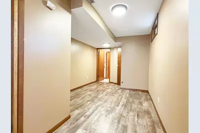 431 Spring Street, Tracy, MN 56175 - Photo 26