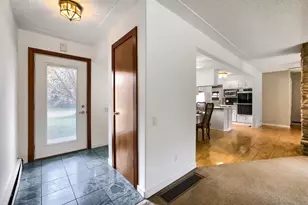 3420 Xenium Ln N, Plymouth, MN 55441 - Photo 10