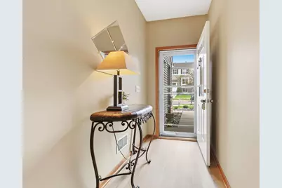 348 Orendorff Way NE, Columbia Heights, MN 55421 - Photo 6