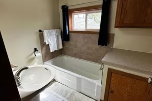 390 N Broadway St, Vesta, MN 56292 - Photo 8