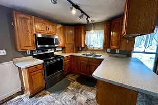 390 N Broadway St, Vesta, MN 56292 - Photo 6