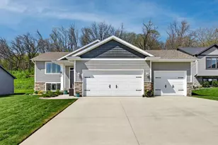 3381 Ridgeline Dr SE, Rochester, MN 55904 - Photo 1