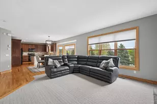 10828 Jersey Cir N, Brooklyn Park, MN 55445 - Photo 4
