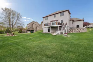 10828 Jersey Cir N, Brooklyn Park, MN 55445 - Photo 14