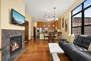 270 4th St E, Saint Paul, MN 55101 - Photo 16
